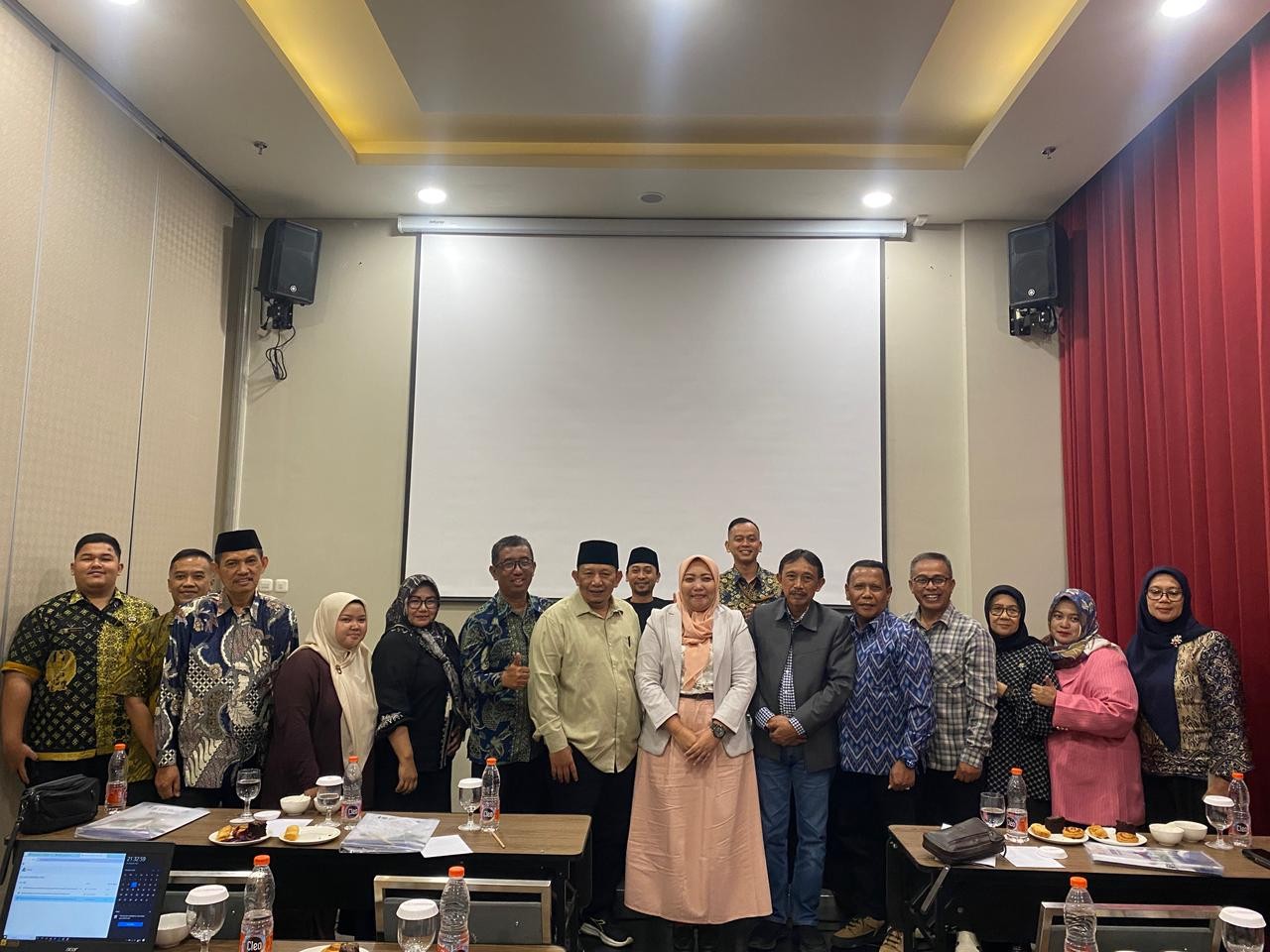 KAJIAN PANITIA KHUSUS RANCANGAN PERATURAN DAERAH DENGAN MATERI PENYERTAAN MODAL PEMERINTAHAN DAERAH PADA PERUSAHAAN UMUM DAERAH TIRTA KANJURUHAN KABUPATEN MALANG