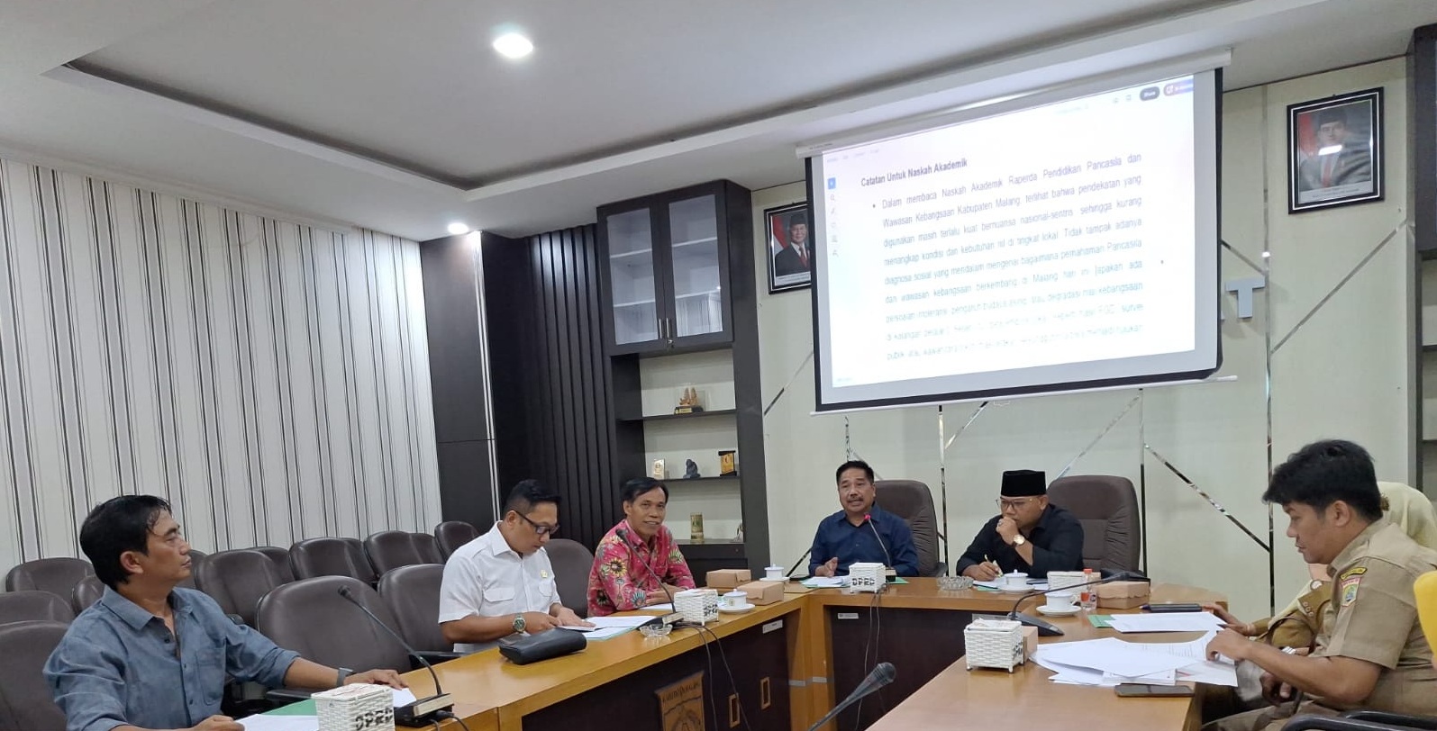 KAJIAN PANITIA KHUSUS RANCANGAN PERATURAN DAERAH TENTANG PENDIDIKAN PANCASILA DAN WAWASAN KEBANGSAAN