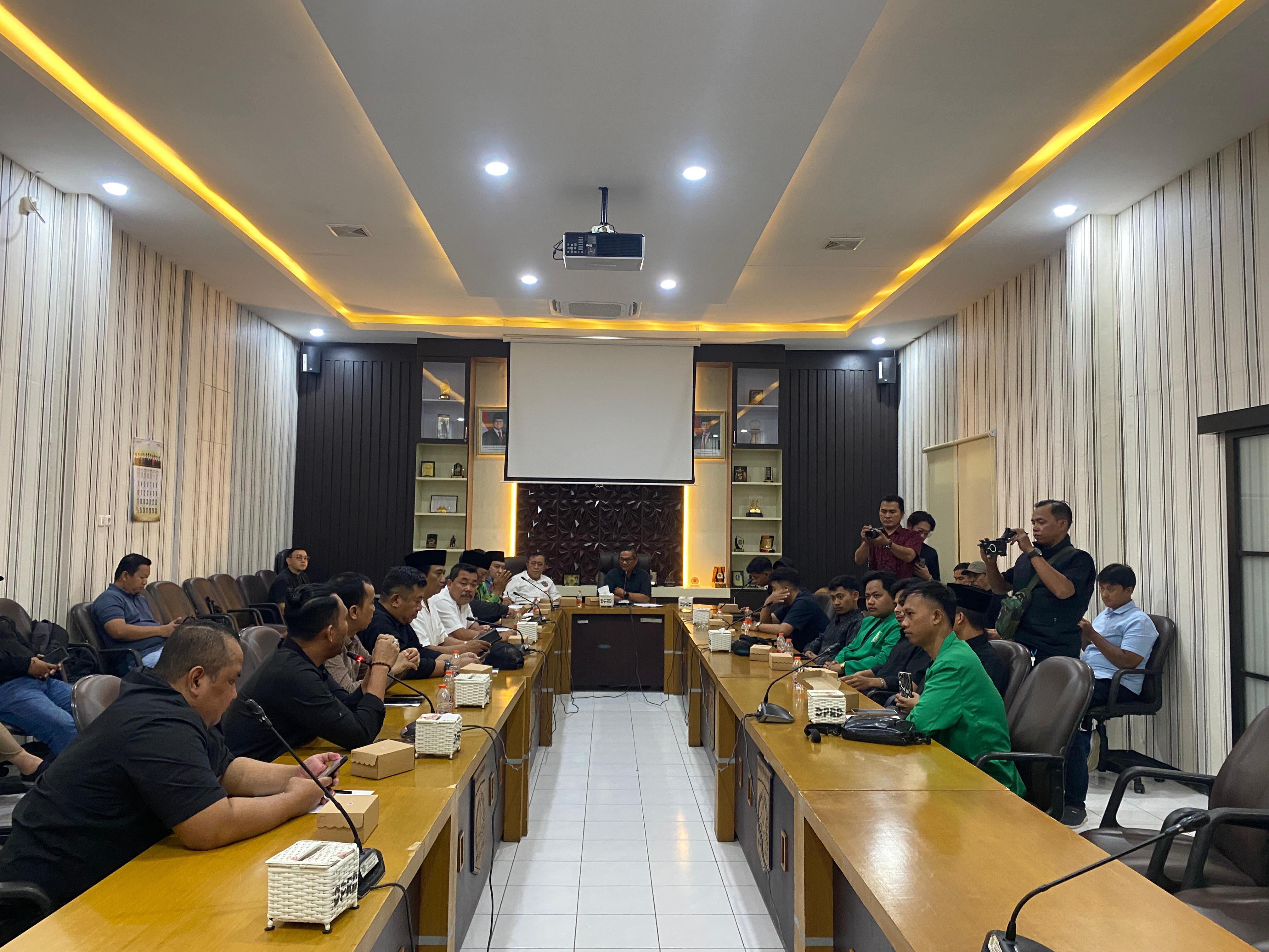 Pernyataan Sikap DPRD Kabupaten Malang